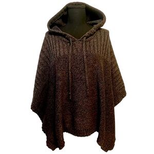 Cozy knit poncho. Size Medium. DKNY Jeans.